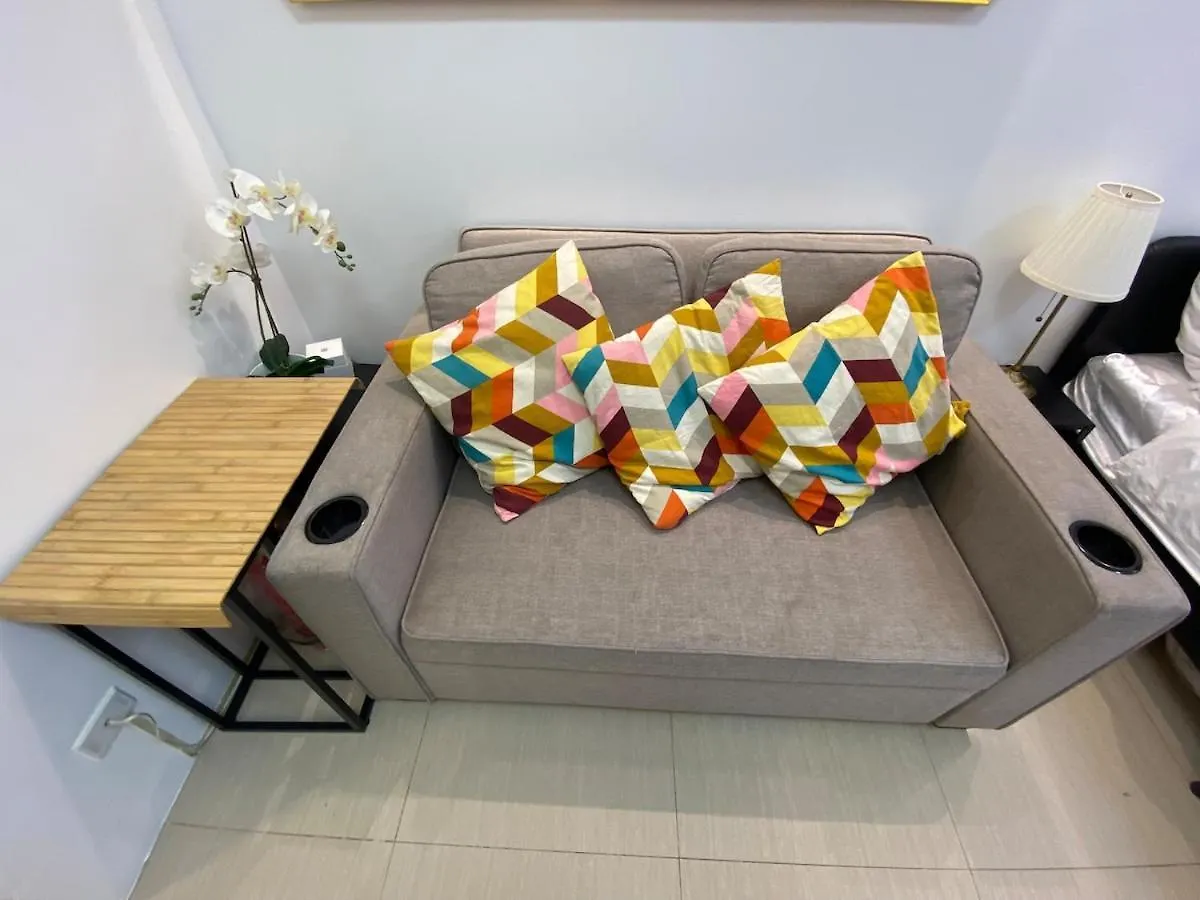 The Grand Staycation At Moa - Unit 7102 Hotel-Like Manila Apartment