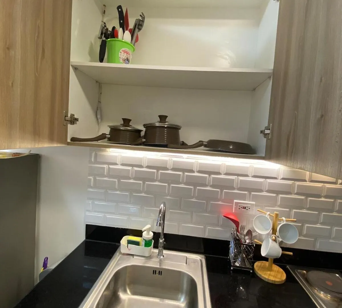Apartment The Grand Staycation At Moa - Unit 7102 Hotel-Like Manila Philippines